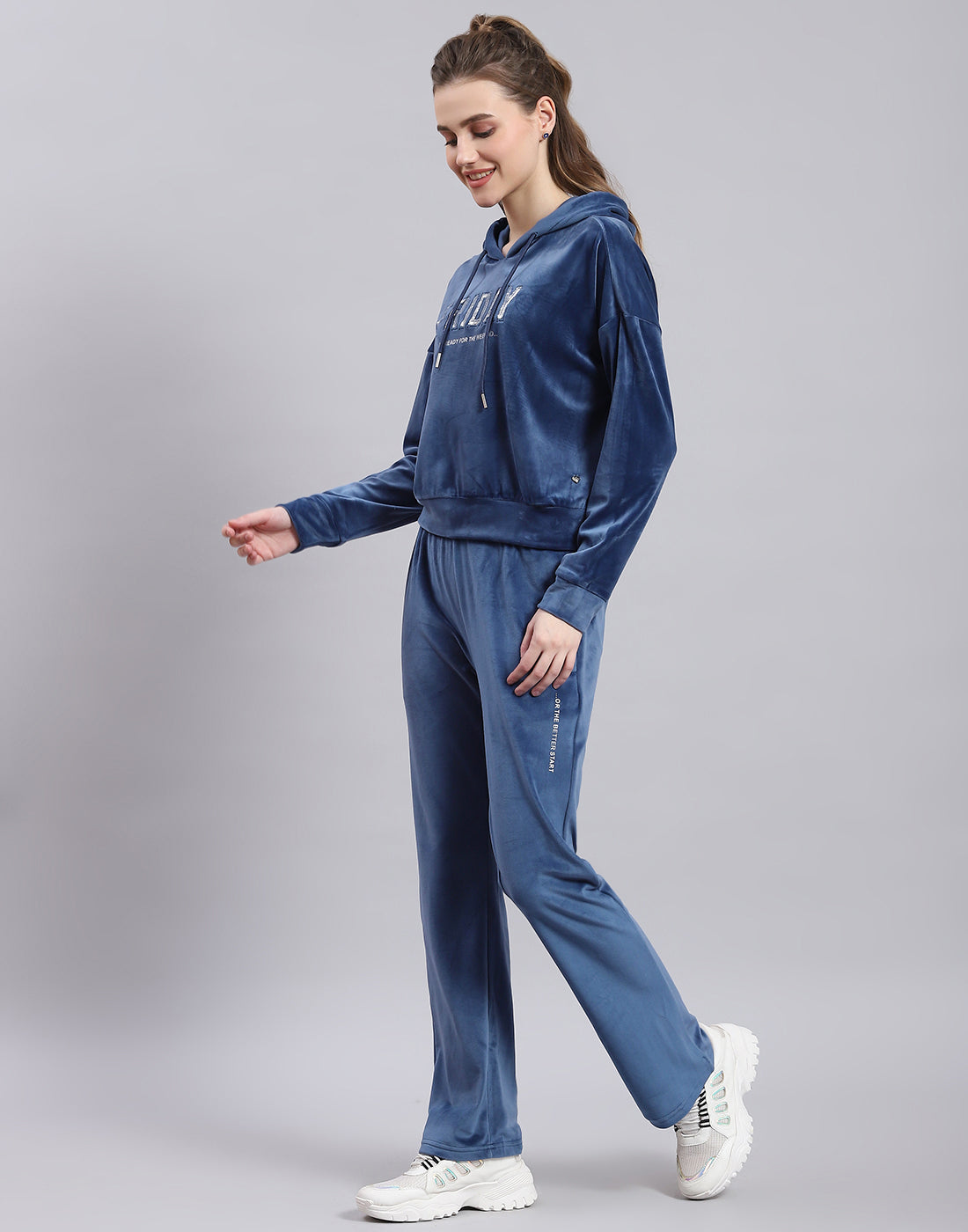 Women Blue Embroidered Hooded Full Sleeve Tracksuit