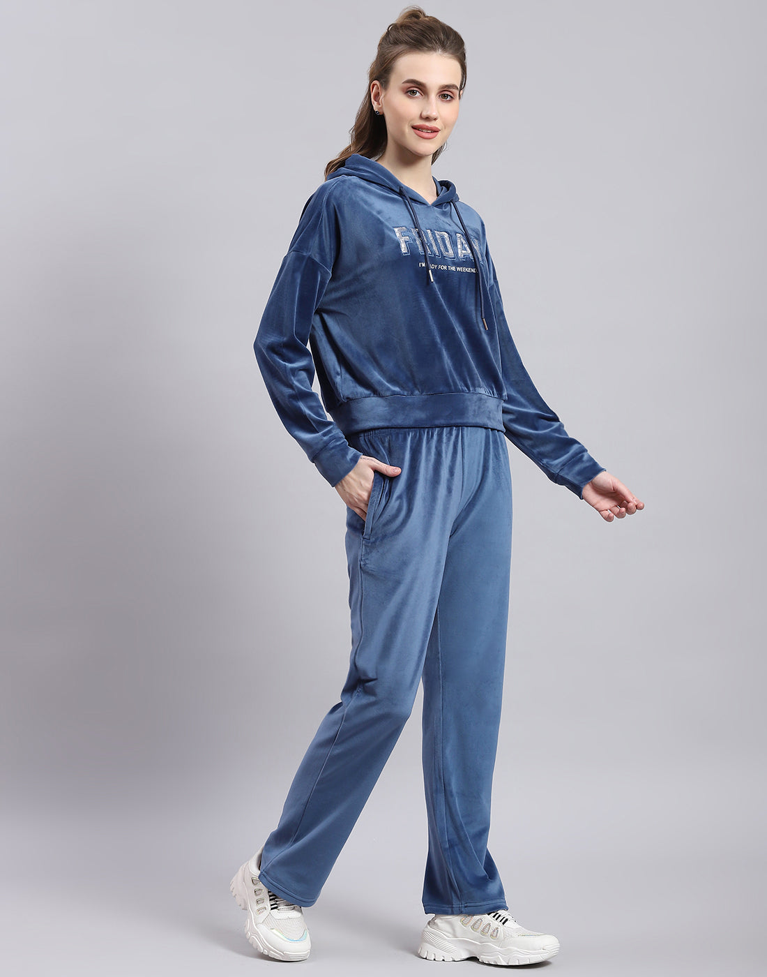 Women Blue Embroidered Hooded Full Sleeve Tracksuit