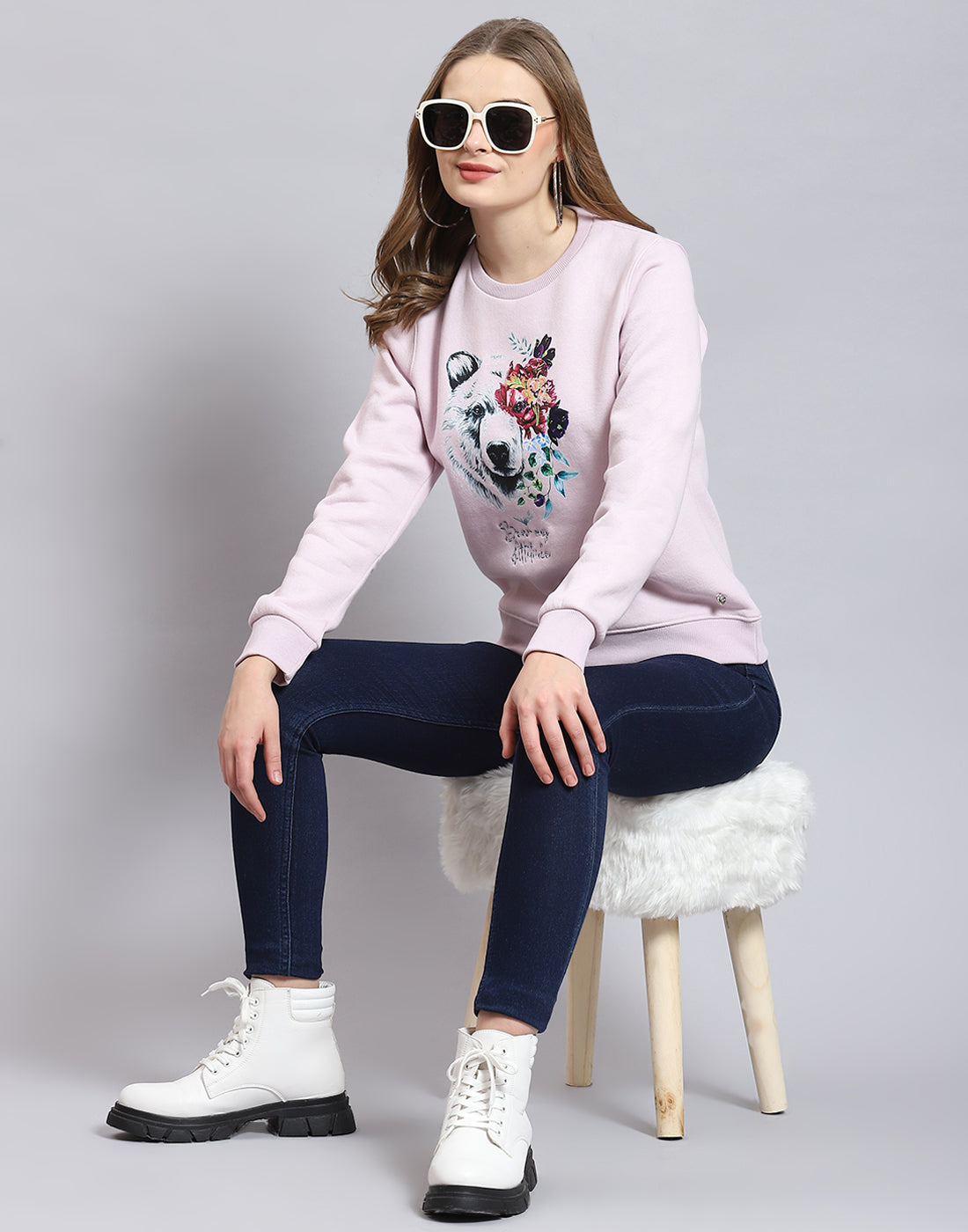 Women Purple Embroidered Round Neck Full Sleeve Sweatshirt