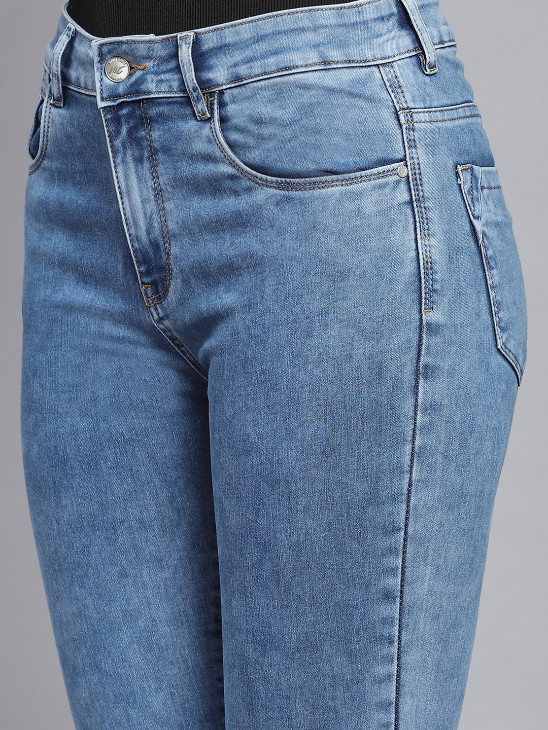 Women Blue Light Wash Regular Fit Denims