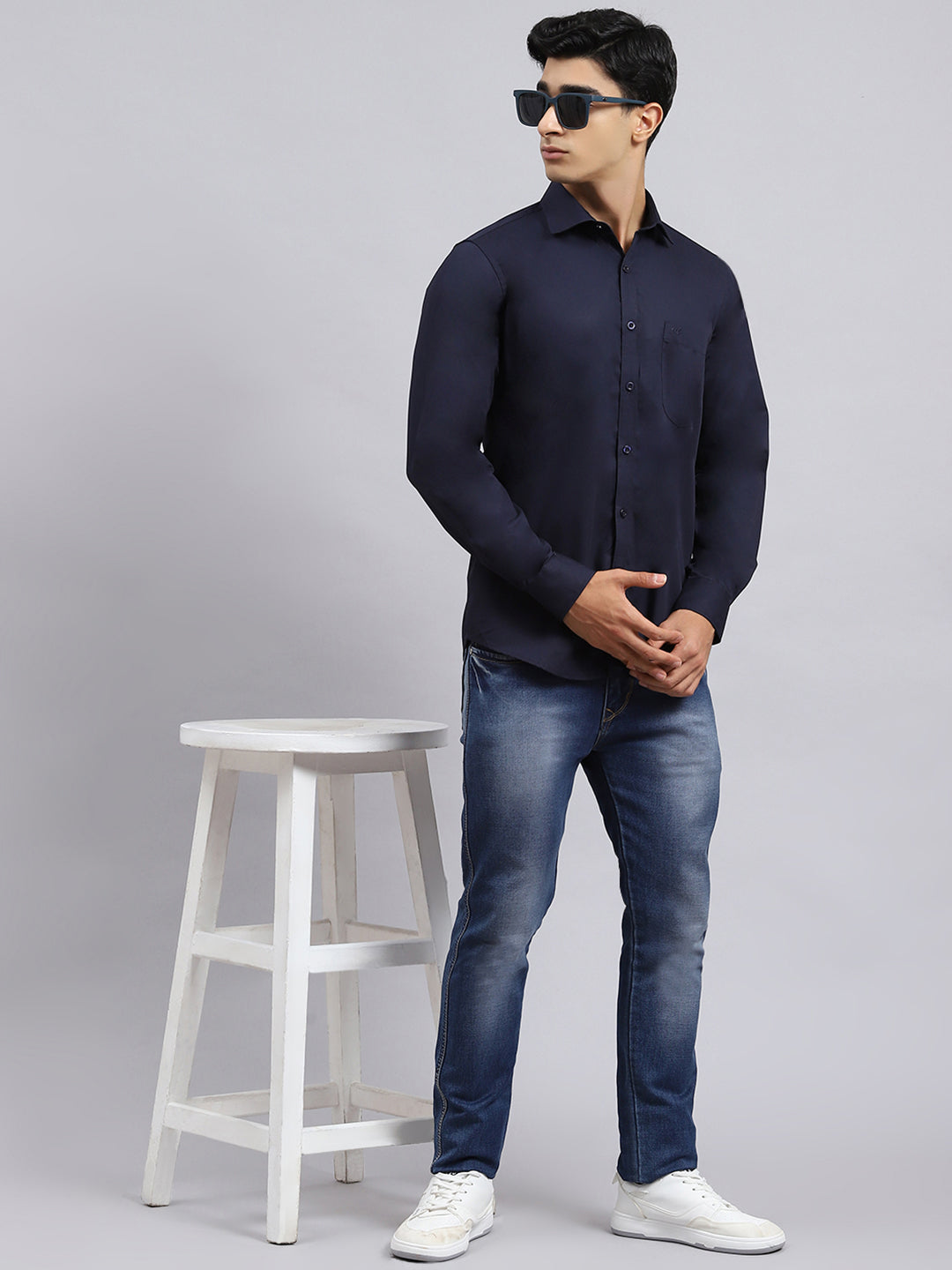 Men Navy Blue Solid Shirt