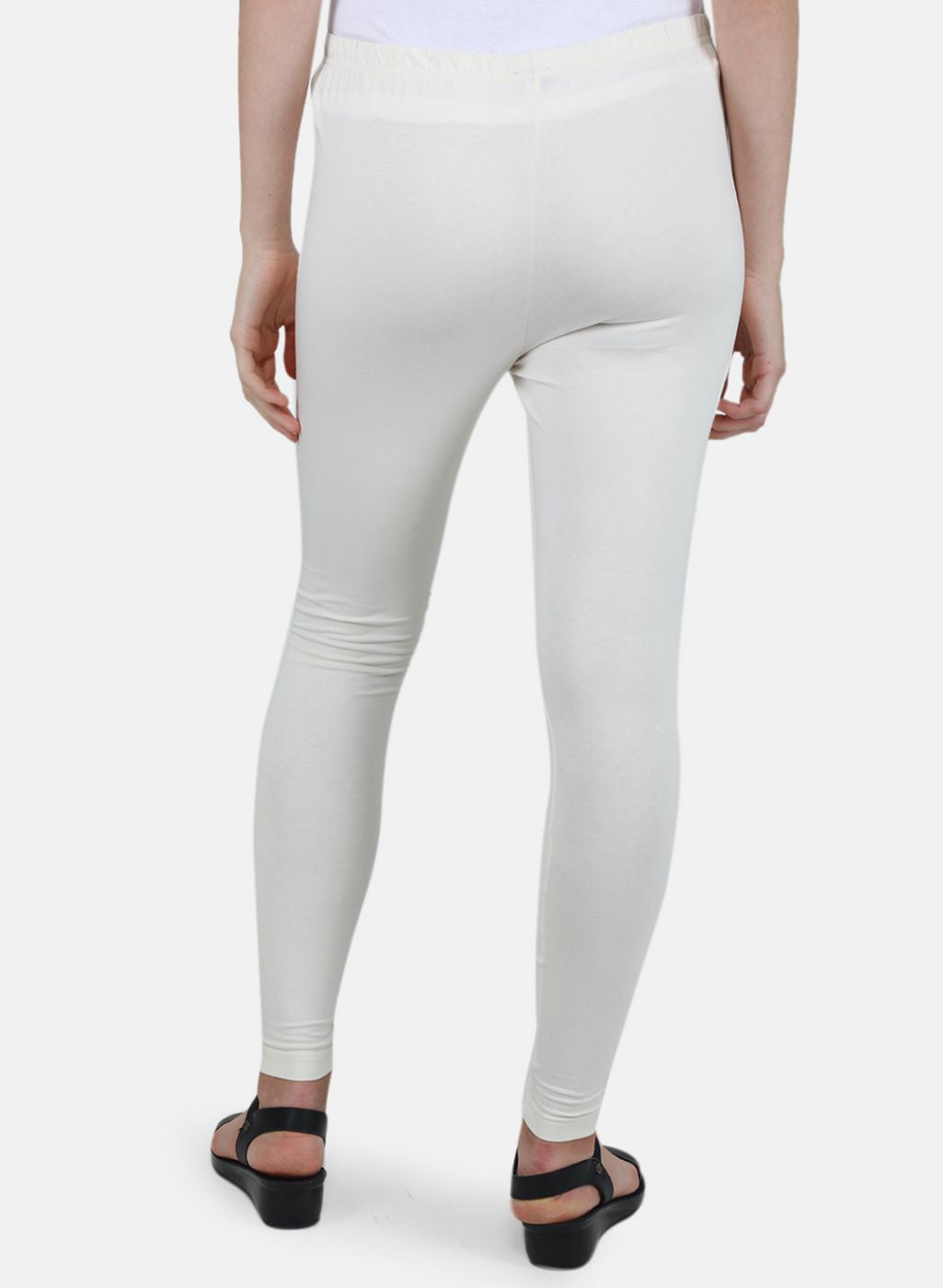 Women Off White Solid Legging