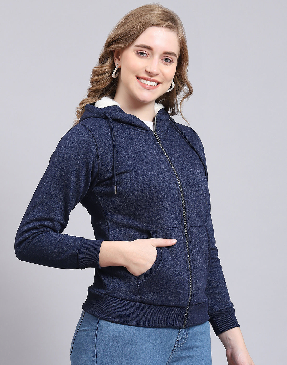 Women Navy Blue Solid Hooded Full Sleeve Sweatshirt