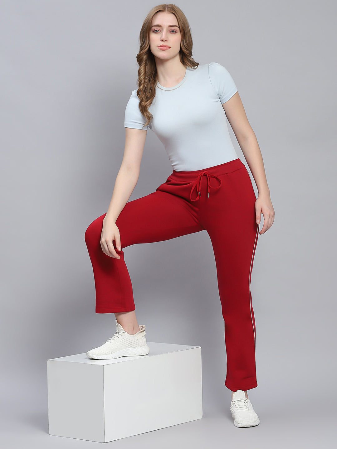 Women Maroon Solid Regular Fit Winter Lowers