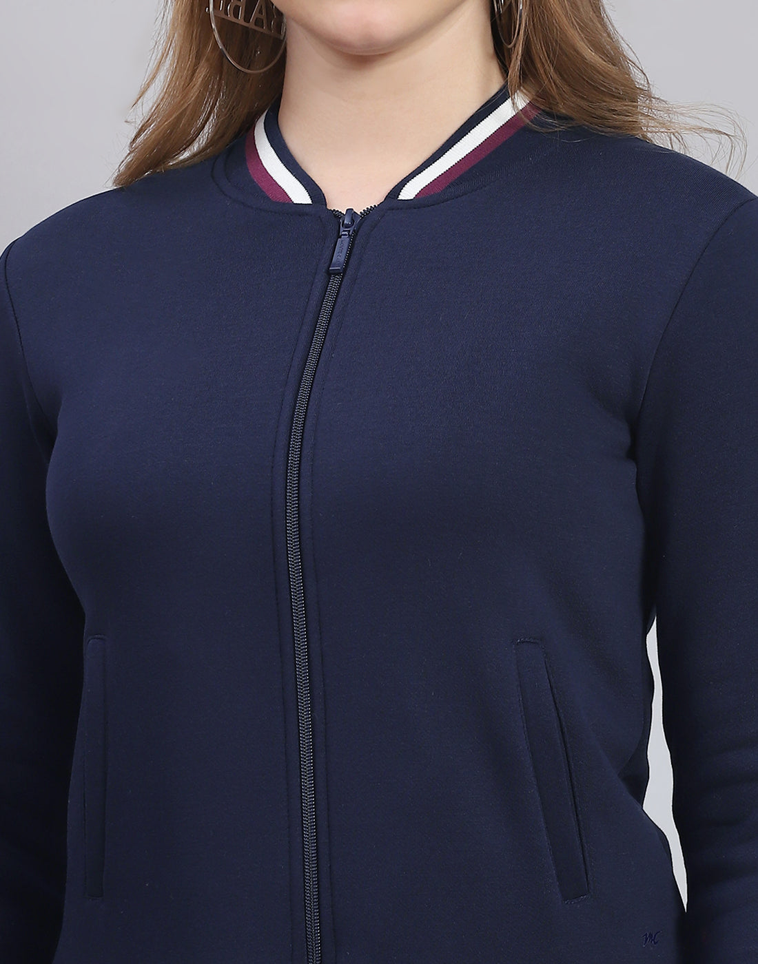 Women Navy Blue Solid Mandarin Collar Full Sleeve Sweatshirt