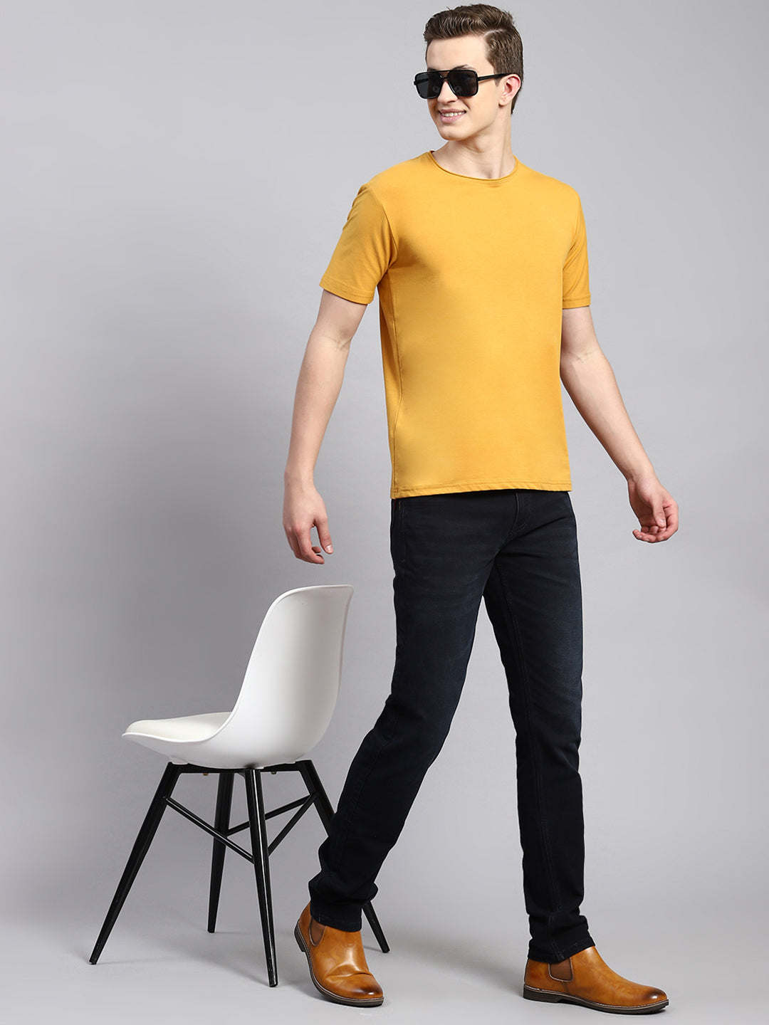 Men Navy Blue Narrow Fit Denim