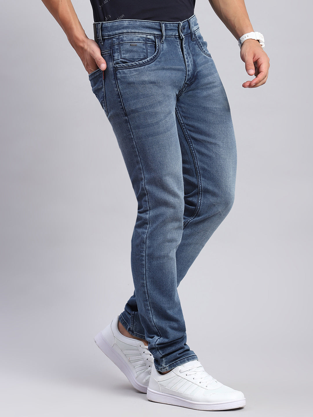 Men Blue Solid Regular Fit Denims