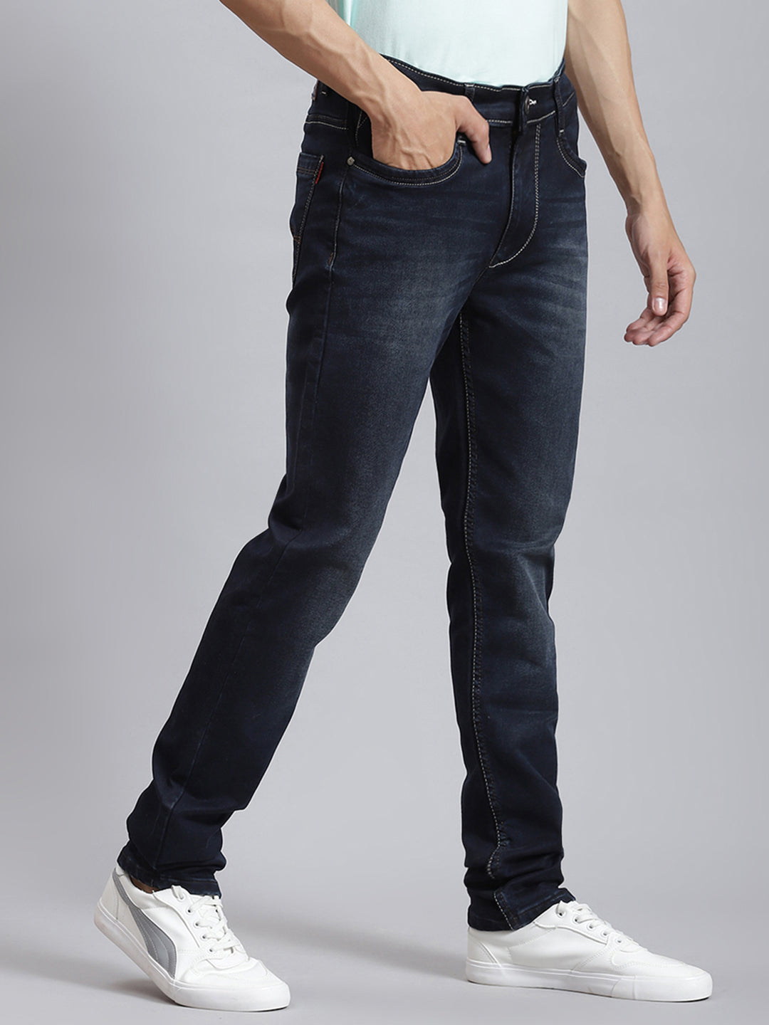 Men Blue Solid Regular Fit Denims