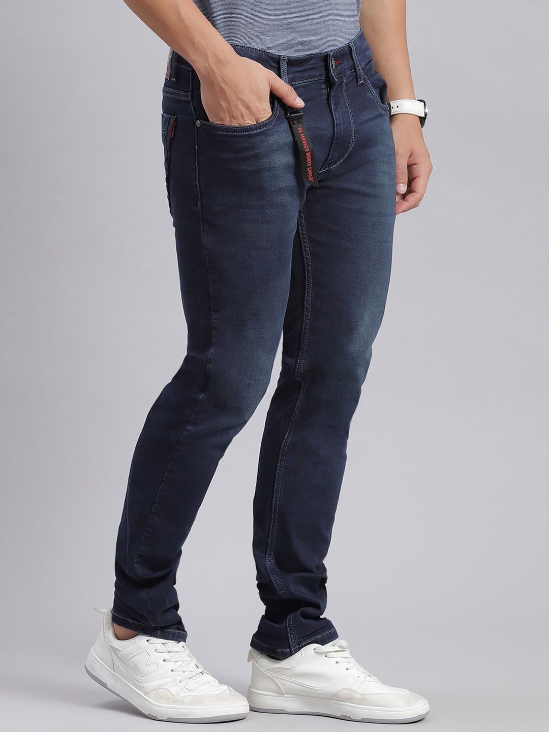 Men Blue Solid Regular Fit Denims