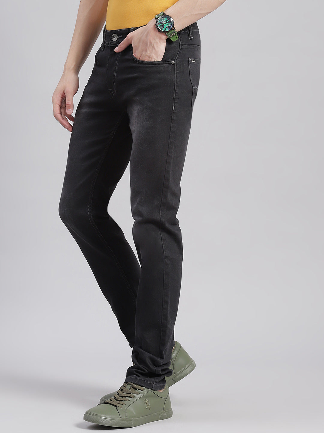 Men Grey Solid Regular Fit Denims