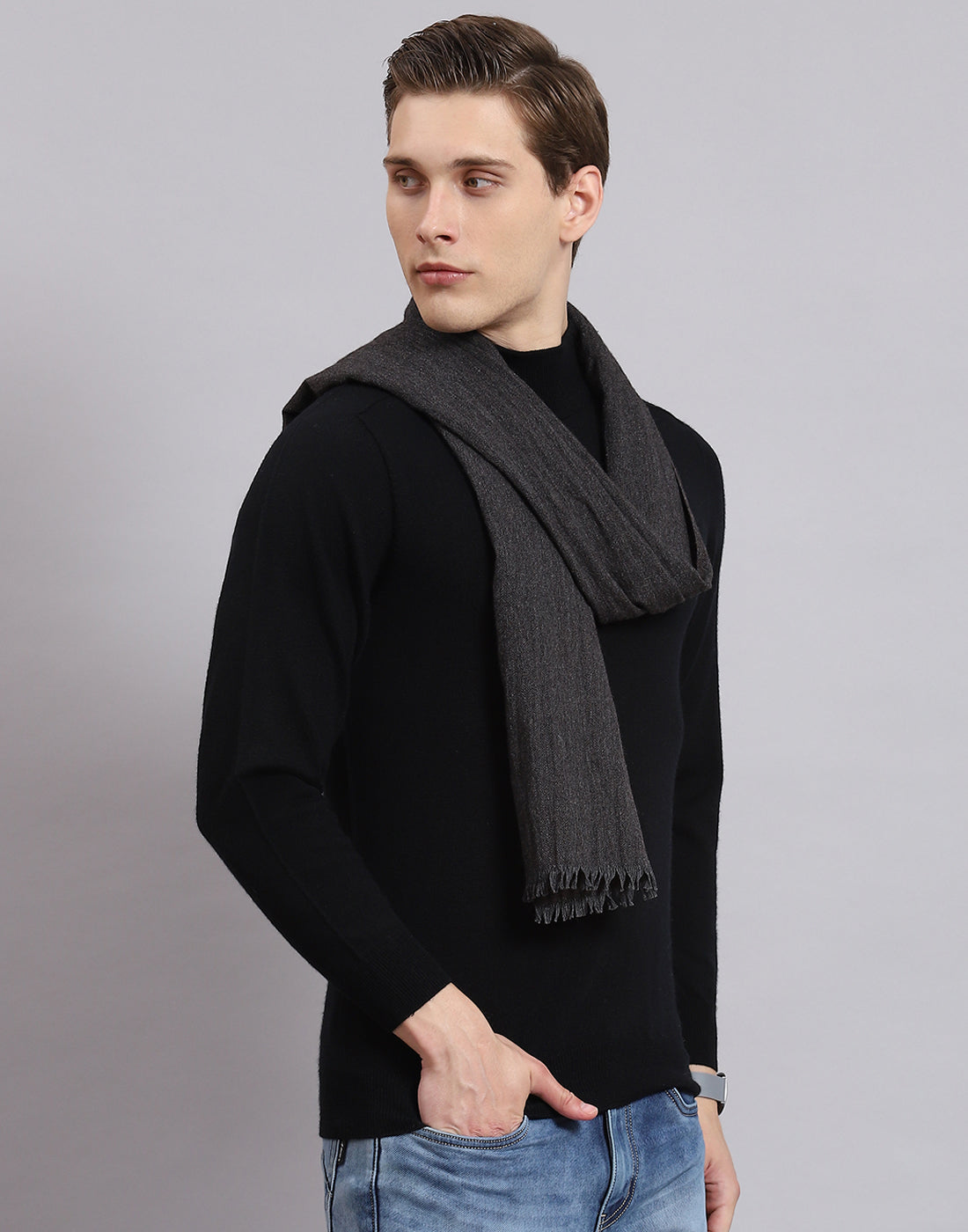Men Black Solid Muffler