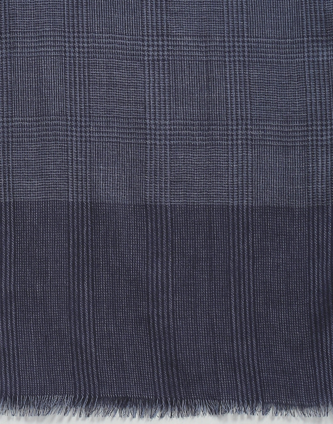 Men Navy Blue Check Muffler