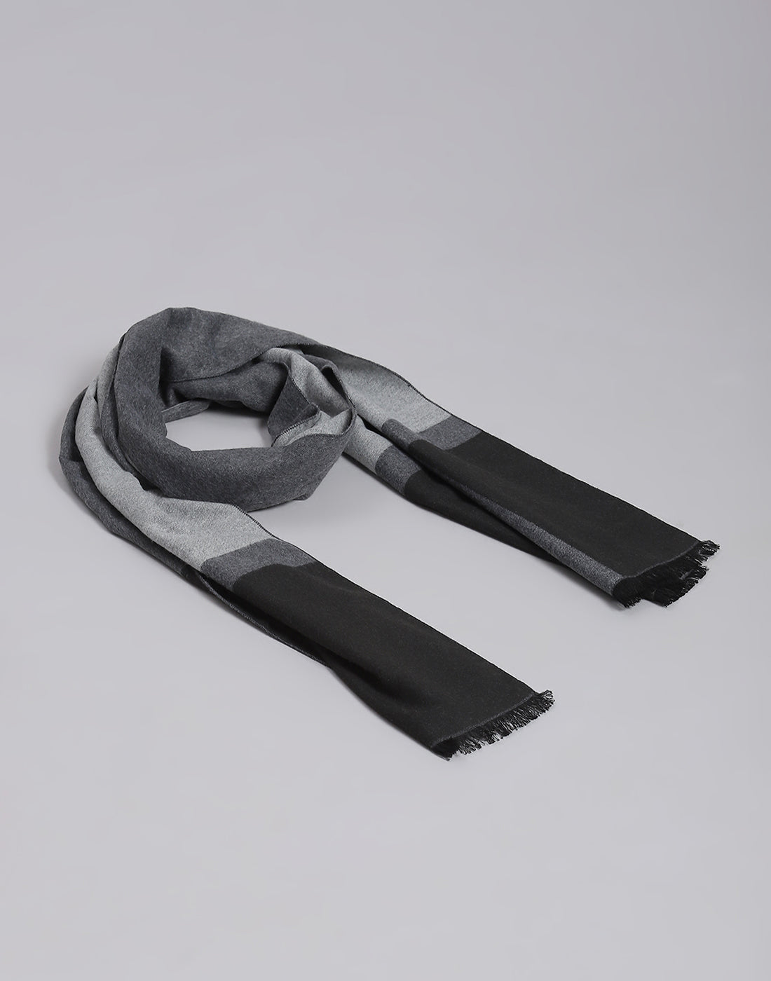 Men Grey Solid Muffler