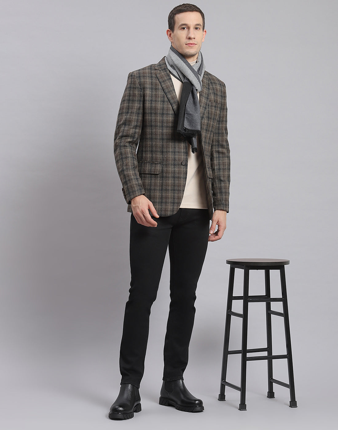 Men Grey Solid Muffler