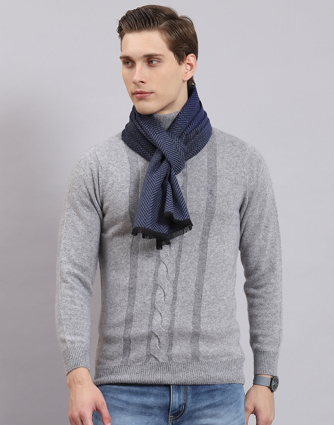 Men Blue Solid Muffler