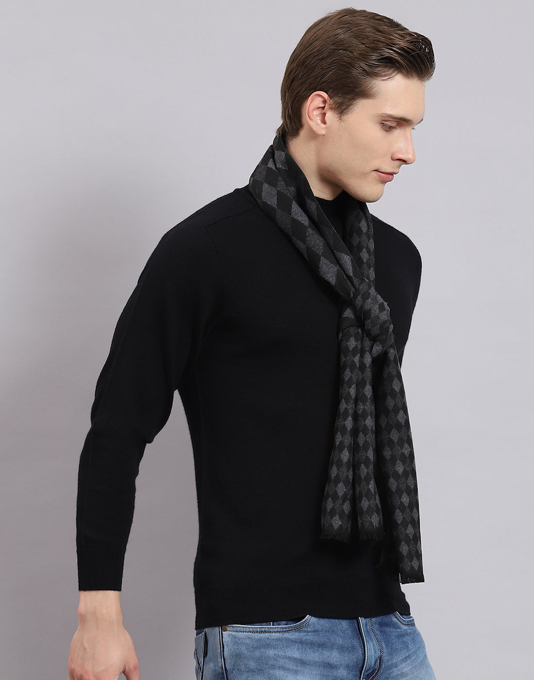 Men Grey Self Design Muffler