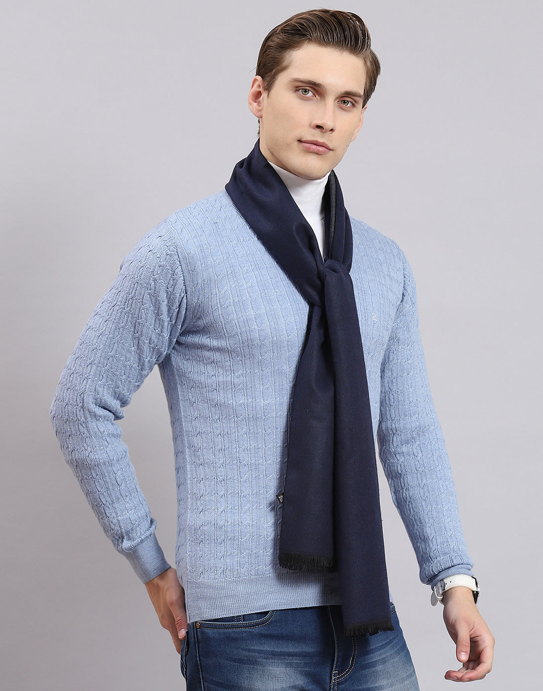 Men Blue Solid Muffler