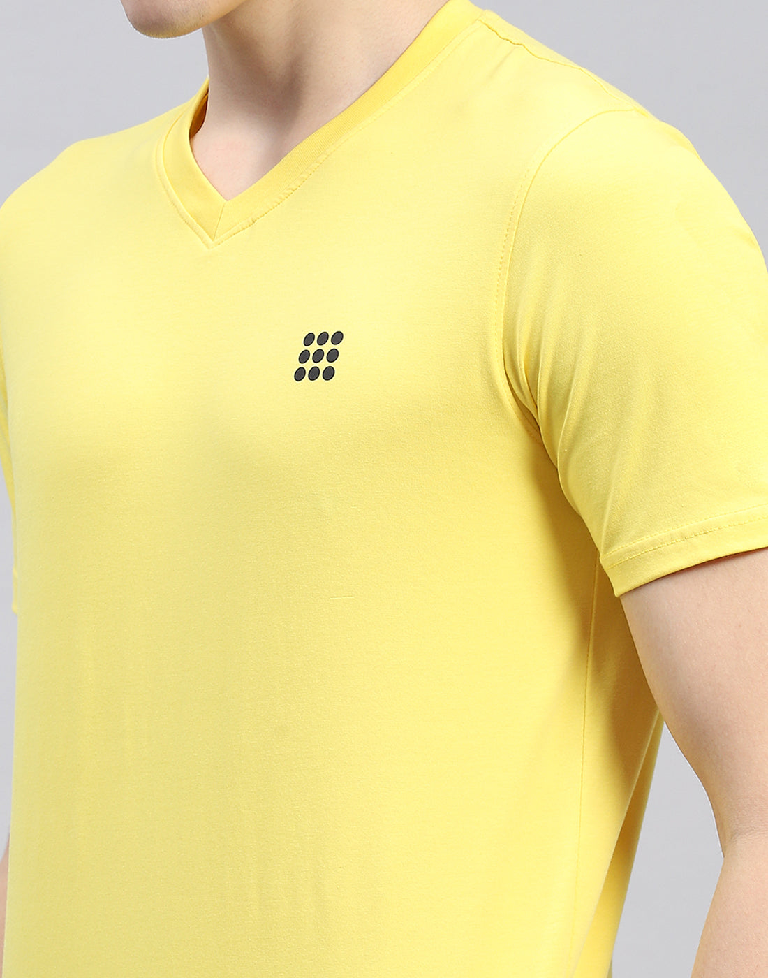 Men Yellow Solid V Neck Half Sleeve T-Shirt