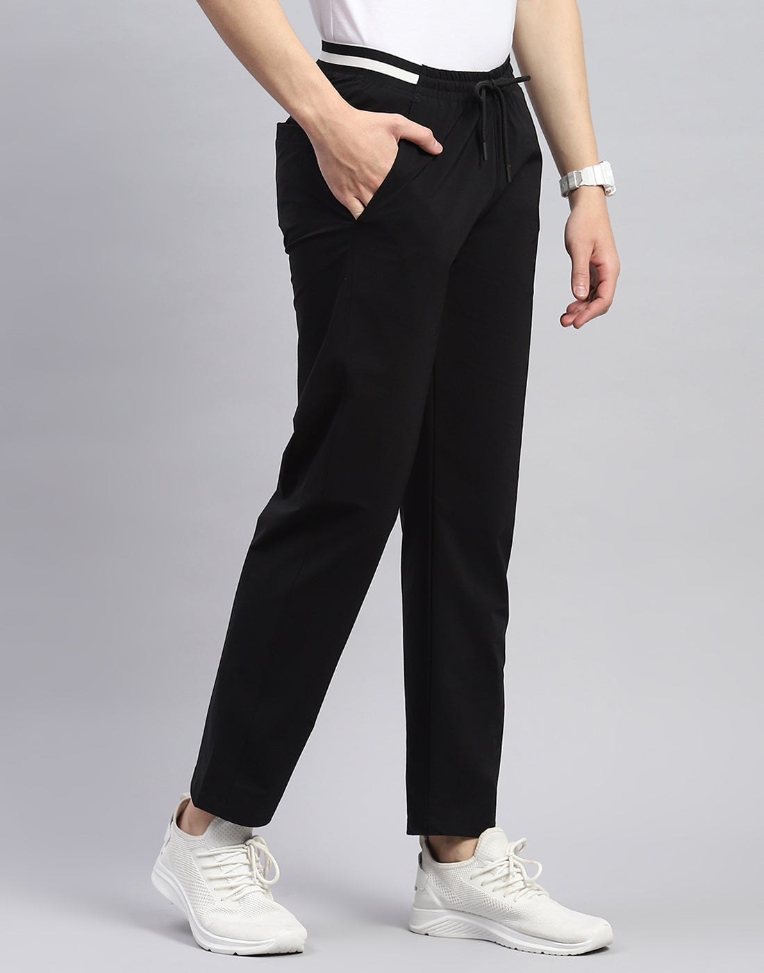 Rock.it Men Black Solid Smart Fit Lower