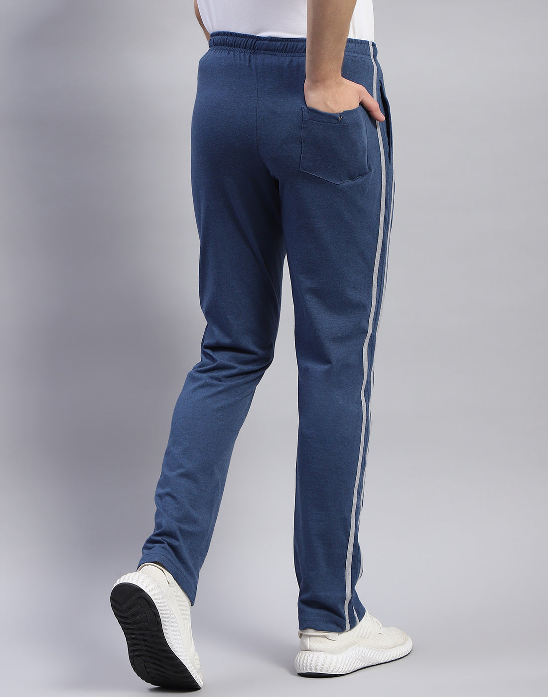 Men Navy Blue Solid Regular Fit Lower
