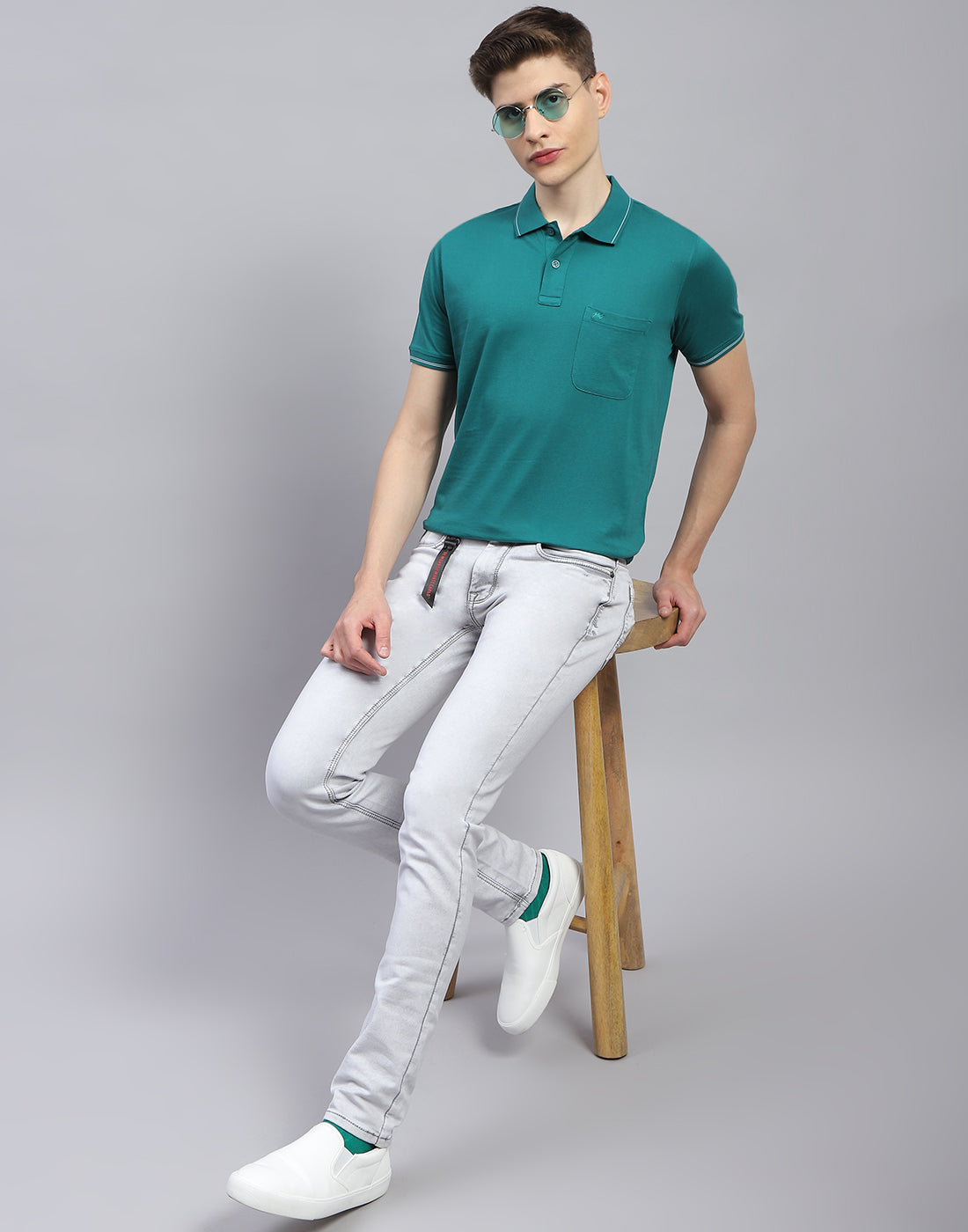 Men Teal Blue Solid Polo Collar Half Sleeve T-Shirt