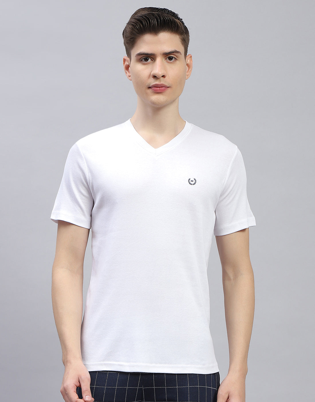 Men White Solid V Neck Half Sleeve T-Shirt