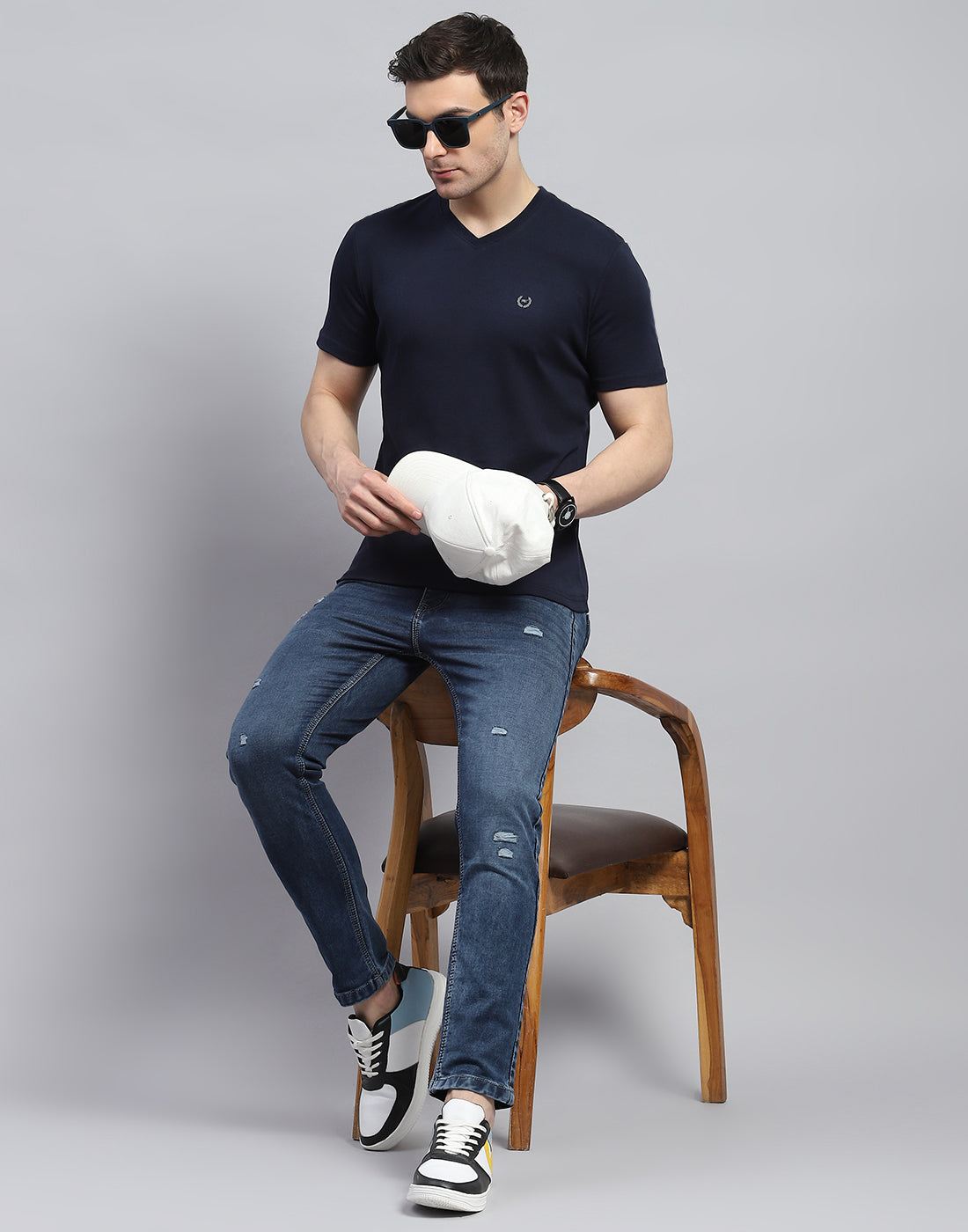 Men Navy Blue Solid V Neck Half Sleeve T-Shirt