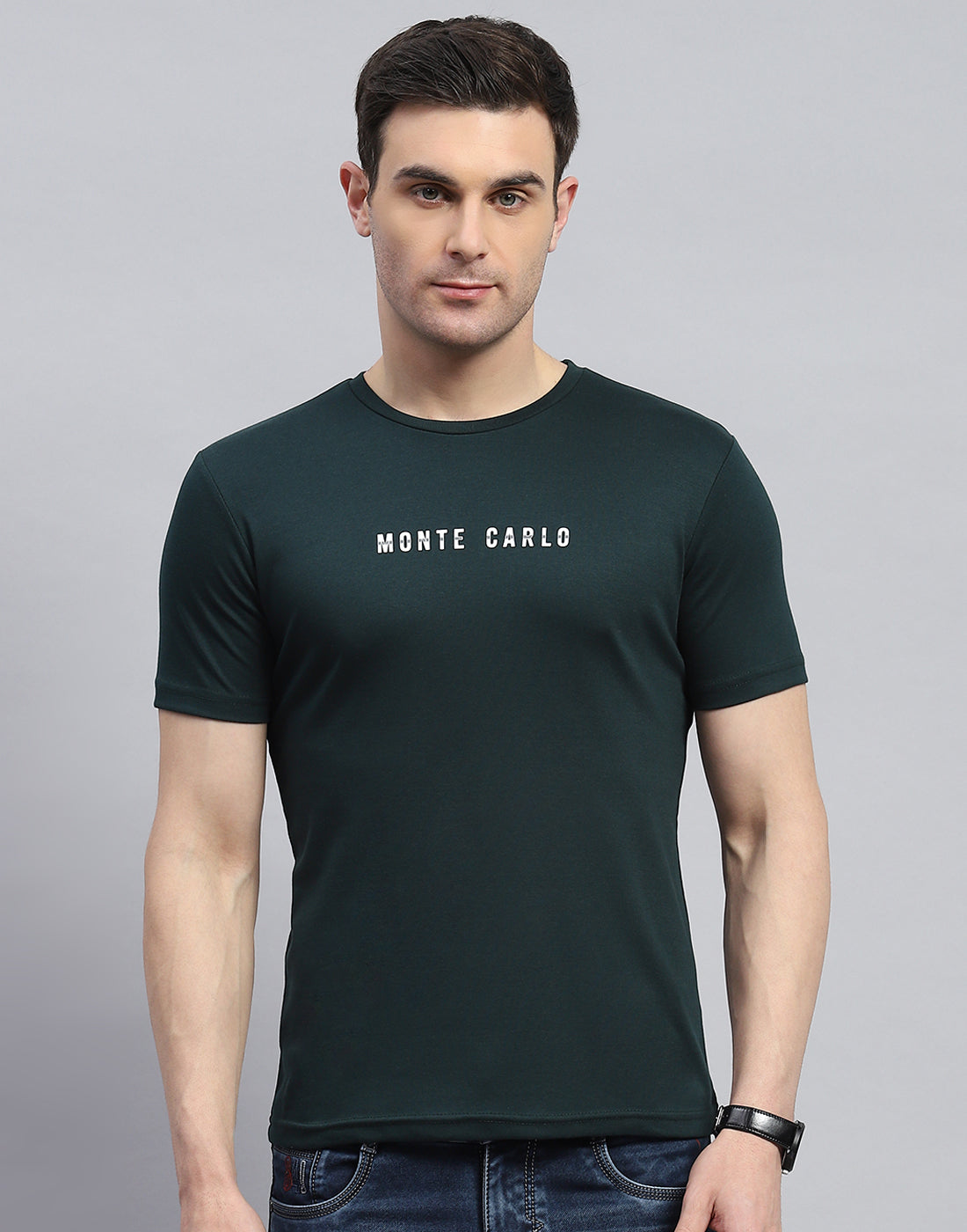 Buy Men Green Solid Round Neck Half Sleeve T-Shirt Online in India