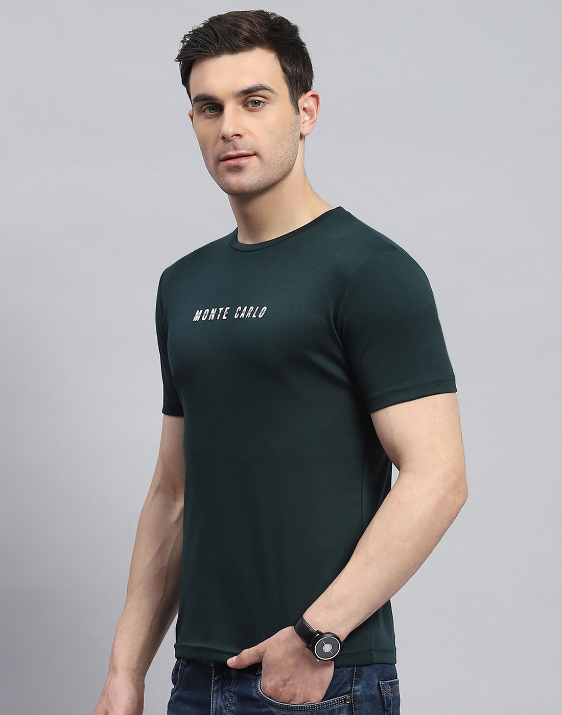 Men Green Solid Round Neck Half Sleeve T-Shirt