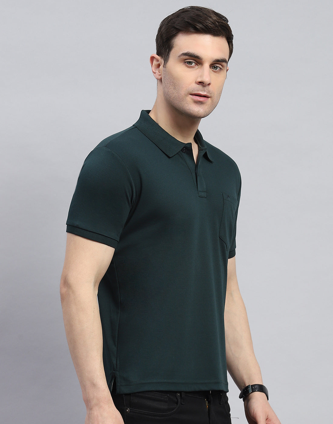 Men Green Solid Polo Collar Half Sleeve T-Shirt