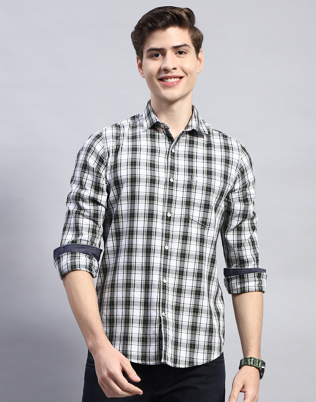 Men White Check Collar Full Sleeve Shirt