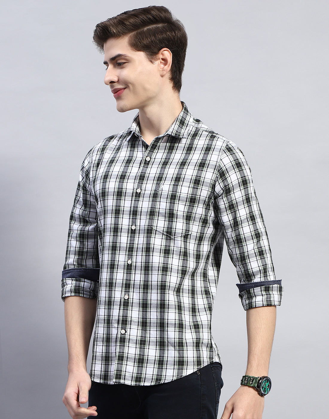 Men White Check Collar Full Sleeve Shirt