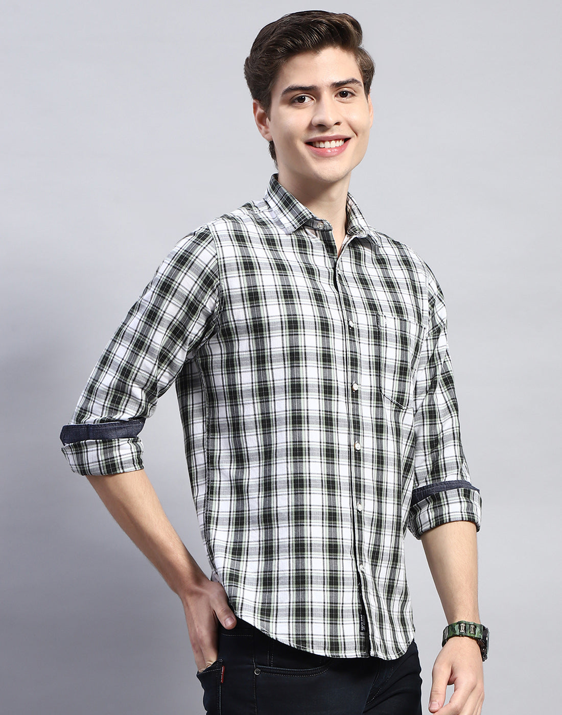 Men White Check Collar Full Sleeve Shirt