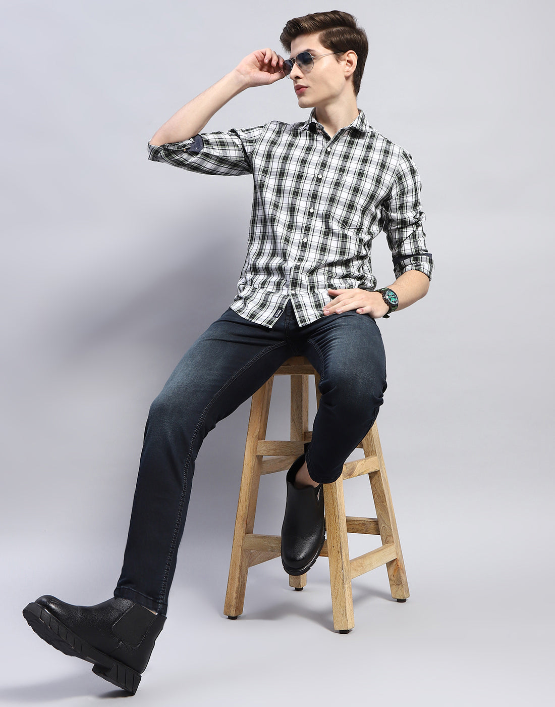 Men White Check Collar Full Sleeve Shirt