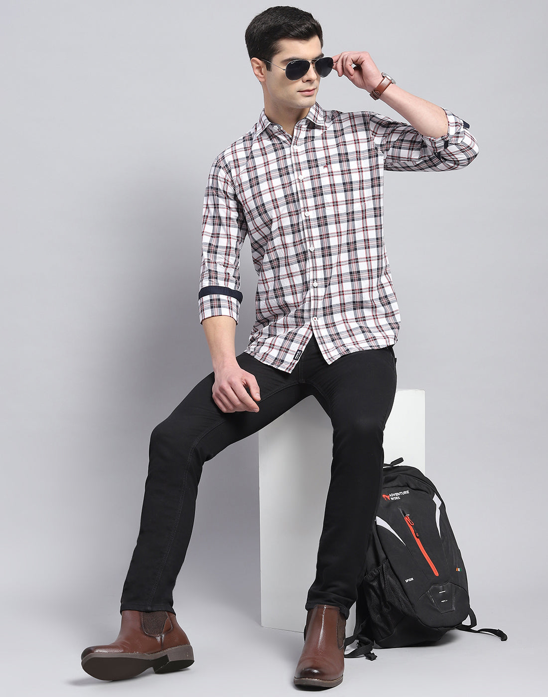 Men Off White Check Collar Full Sleeve Shirt