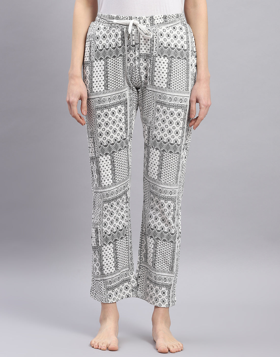 Women Black Printed Regular Fit Lower