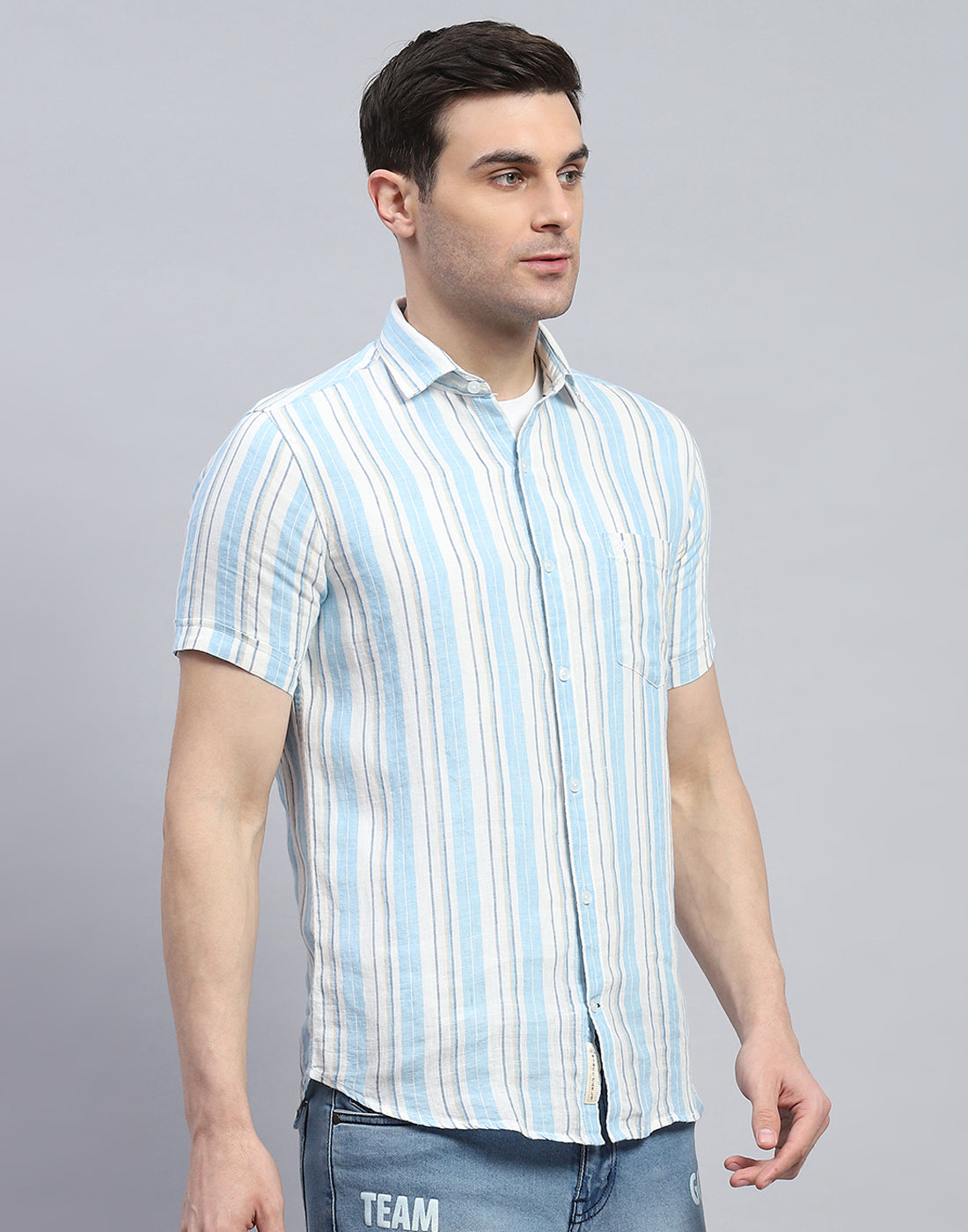 Men Blue Stripe Spread Collar Half Sleeve Linen Shirt