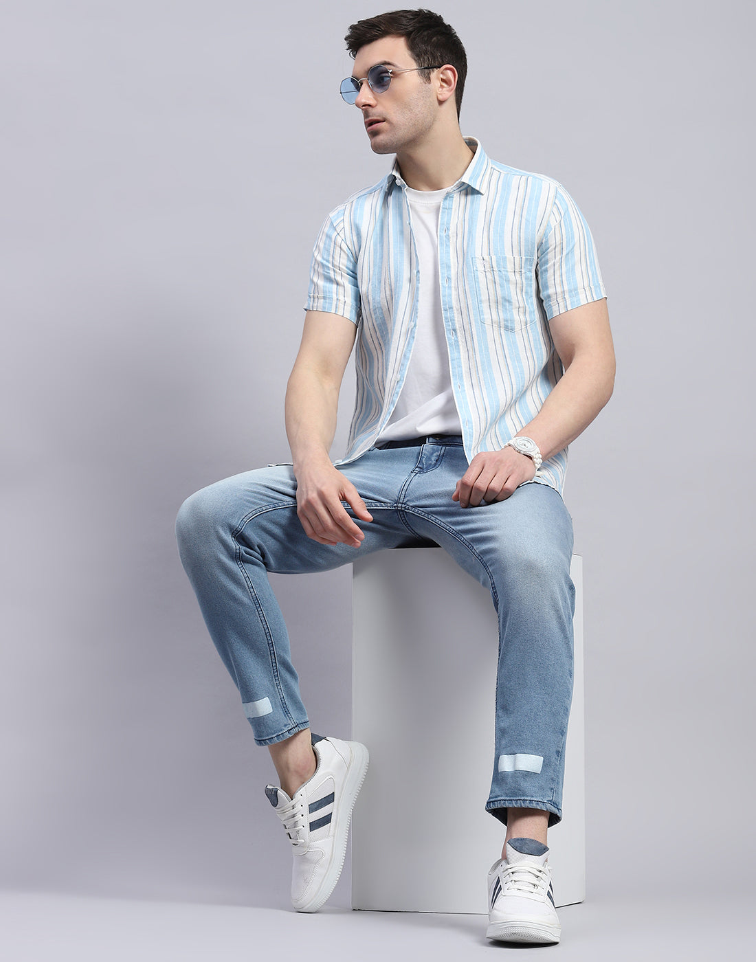 Men Blue Stripe Spread Collar Half Sleeve Linen Shirt