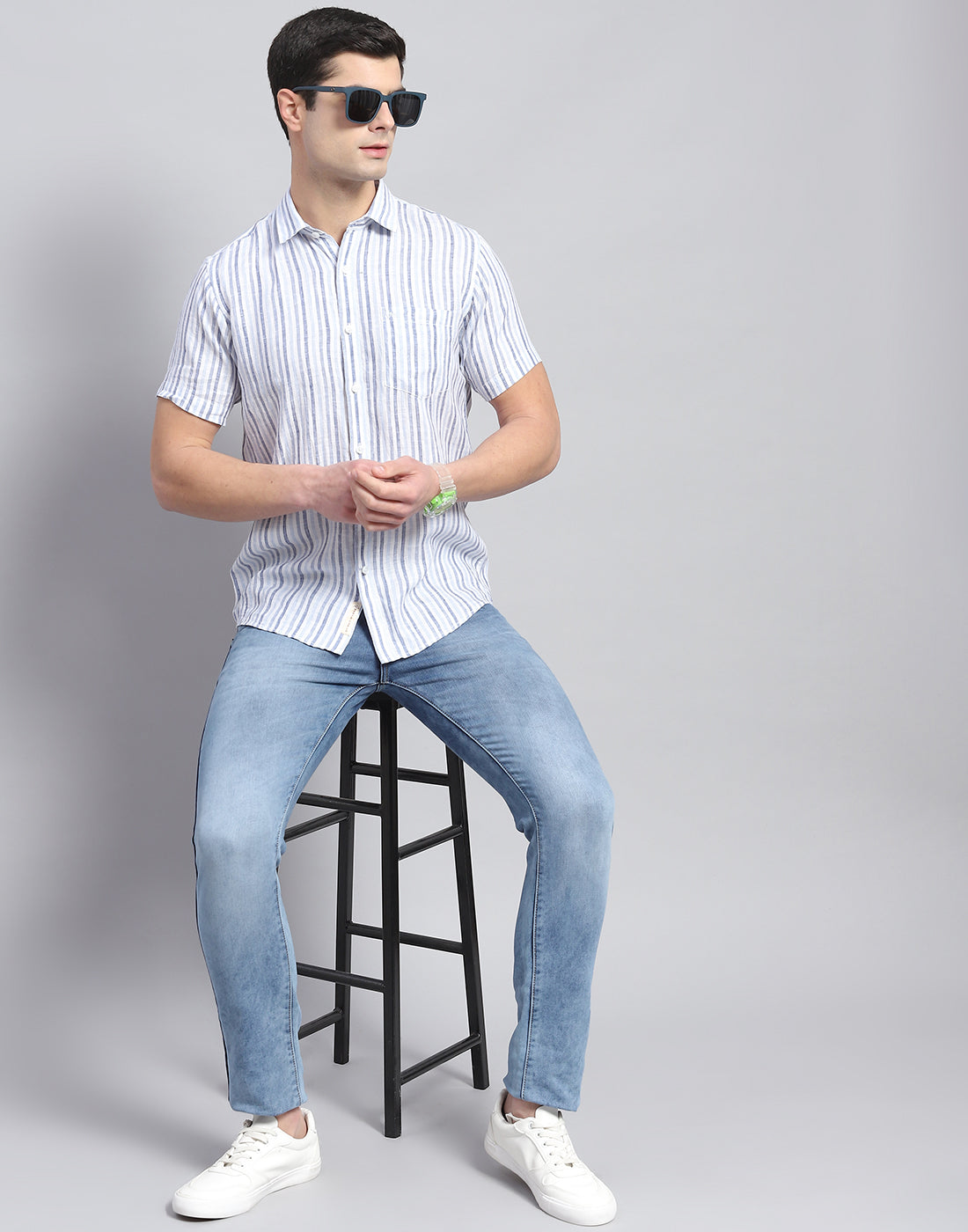 Men Blue Stripe Collar Half Sleeve Linen Shirt