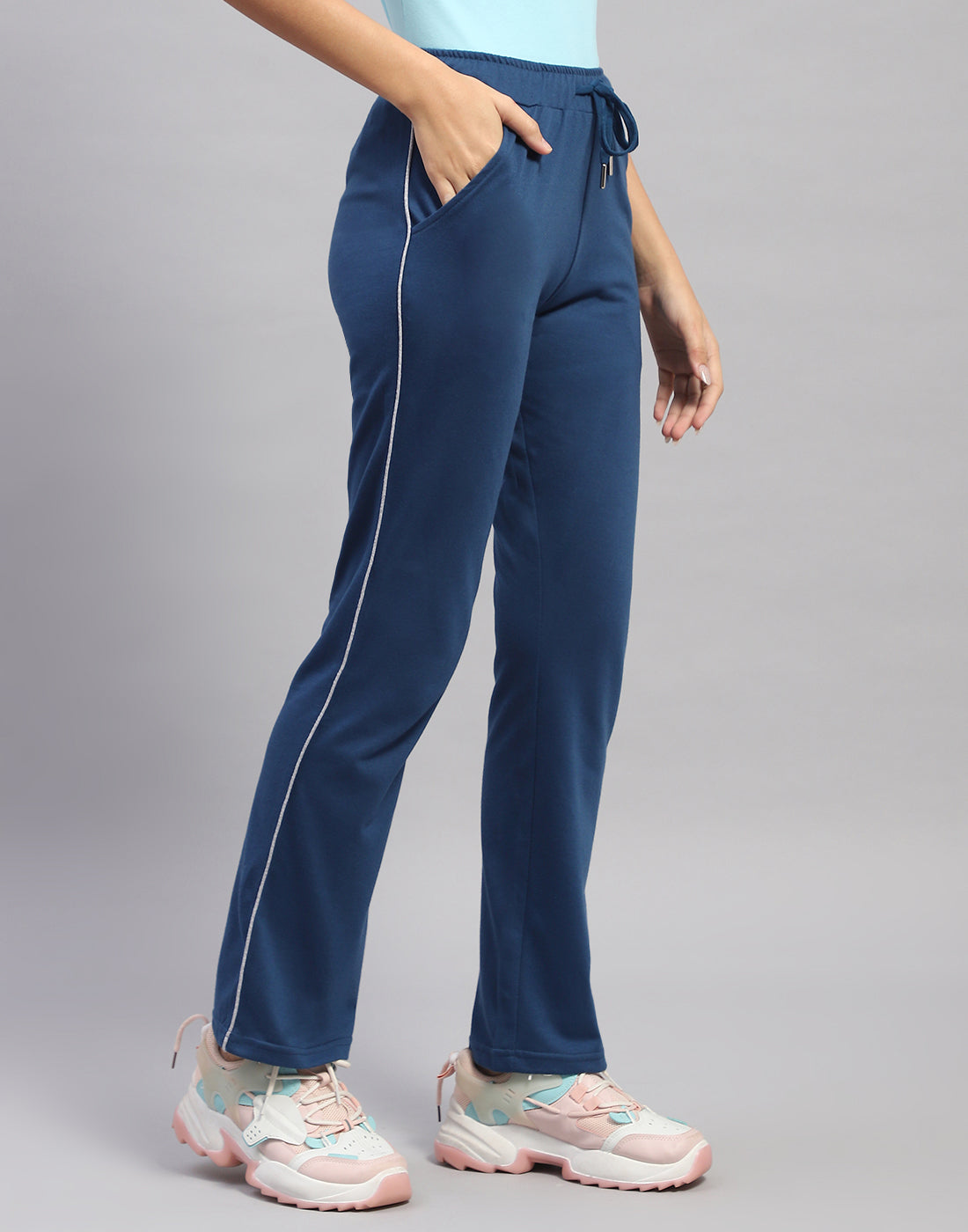 Women Navy Blue Solid Regular Fit Lower