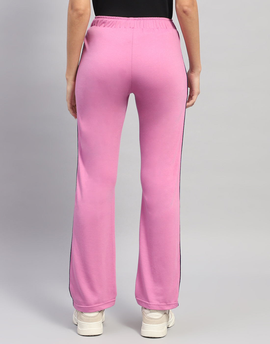 Women Mauve Solid Regular Fit Lower
