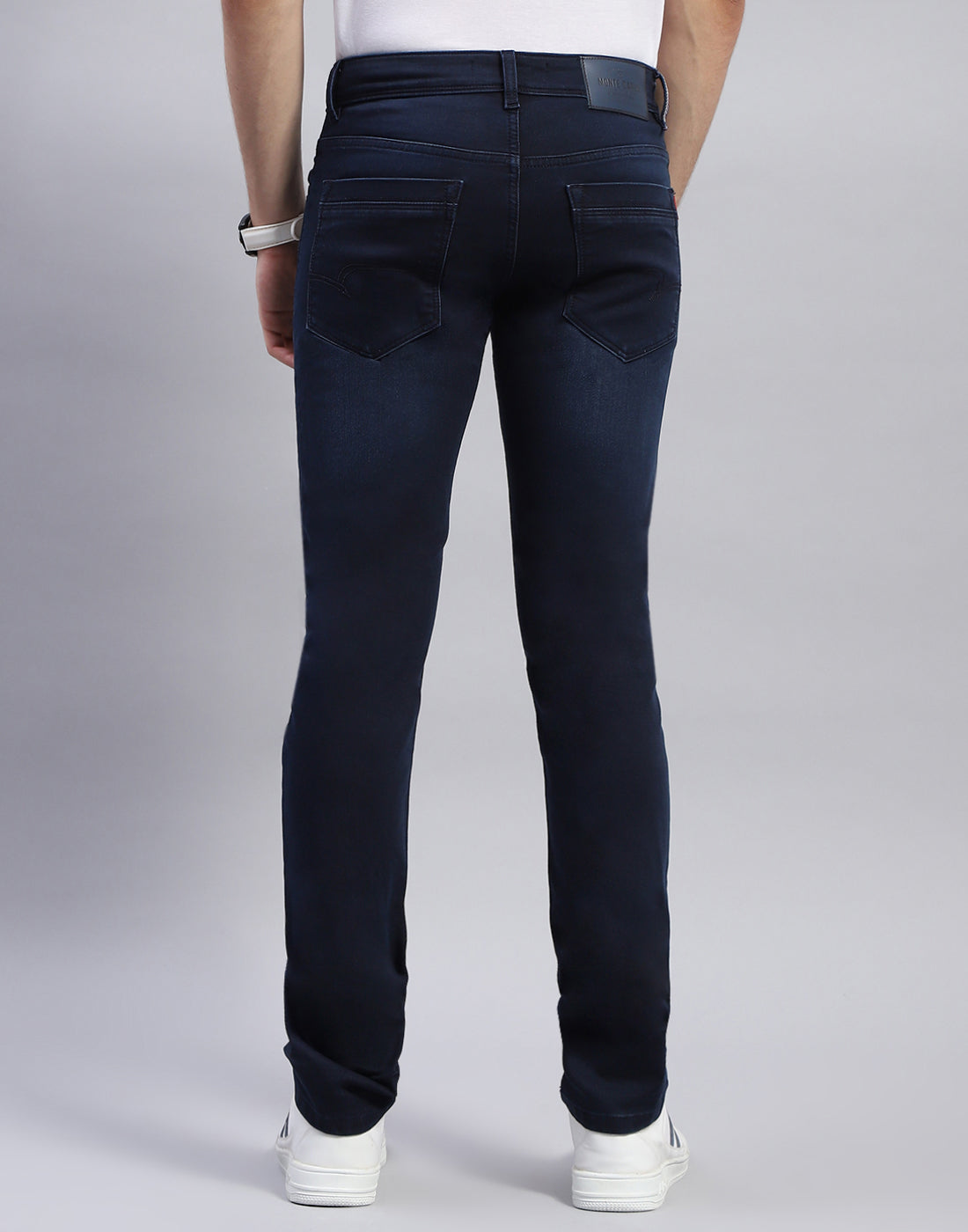 Men Blue Light Wash Narrow Fit Denim