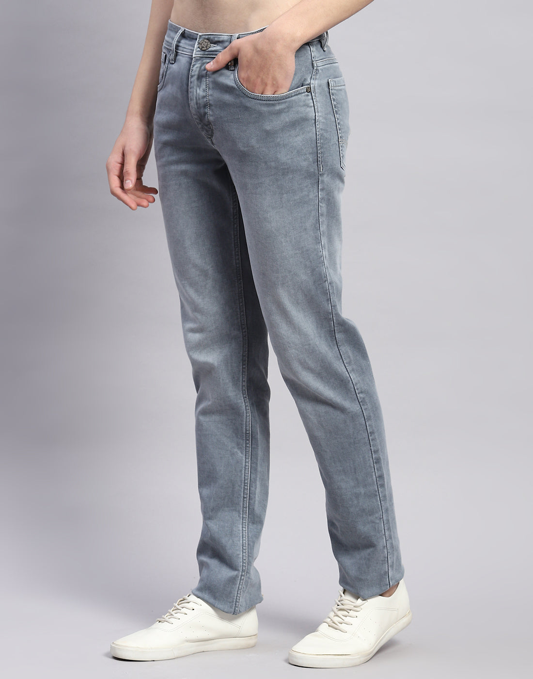 Men Grey Light Wash Narrow Fit Denim
