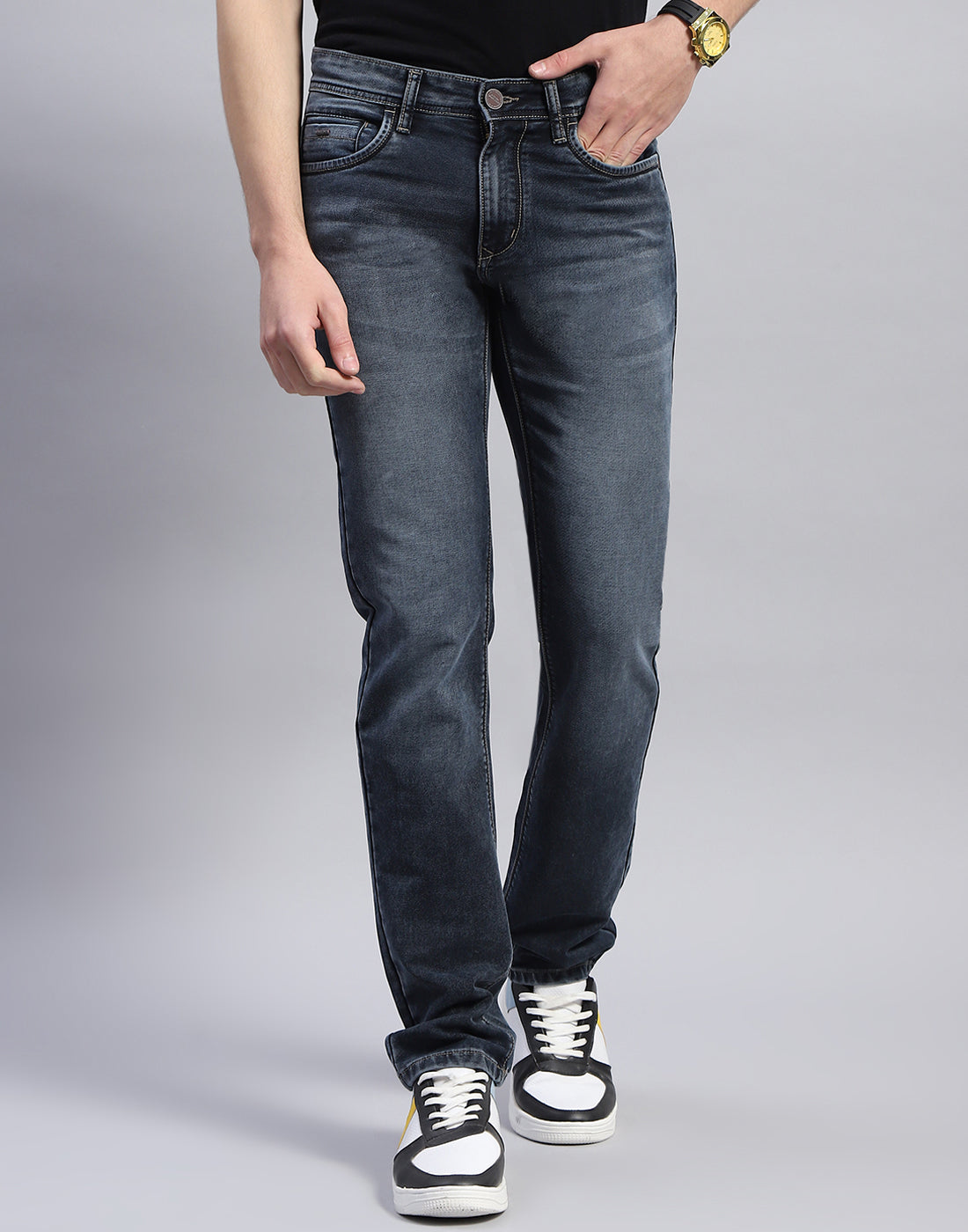 Men Blue Light Wash Narrow Fit Denim