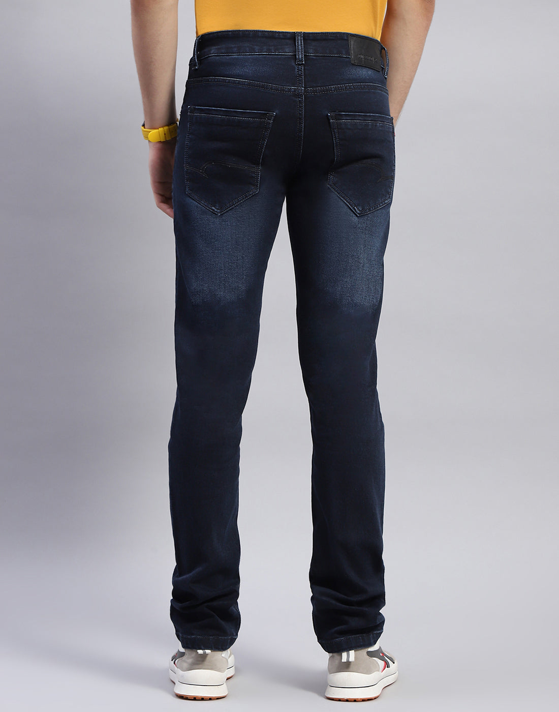 Men Blue Light Wash Narrow Fit Denim