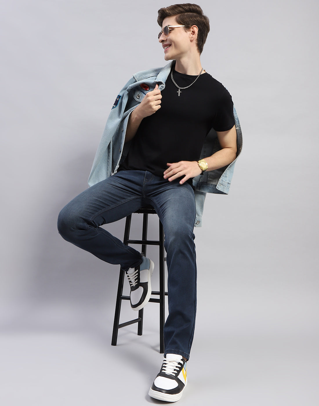 Men Navy Blue Light Wash Narrow Fit Denim