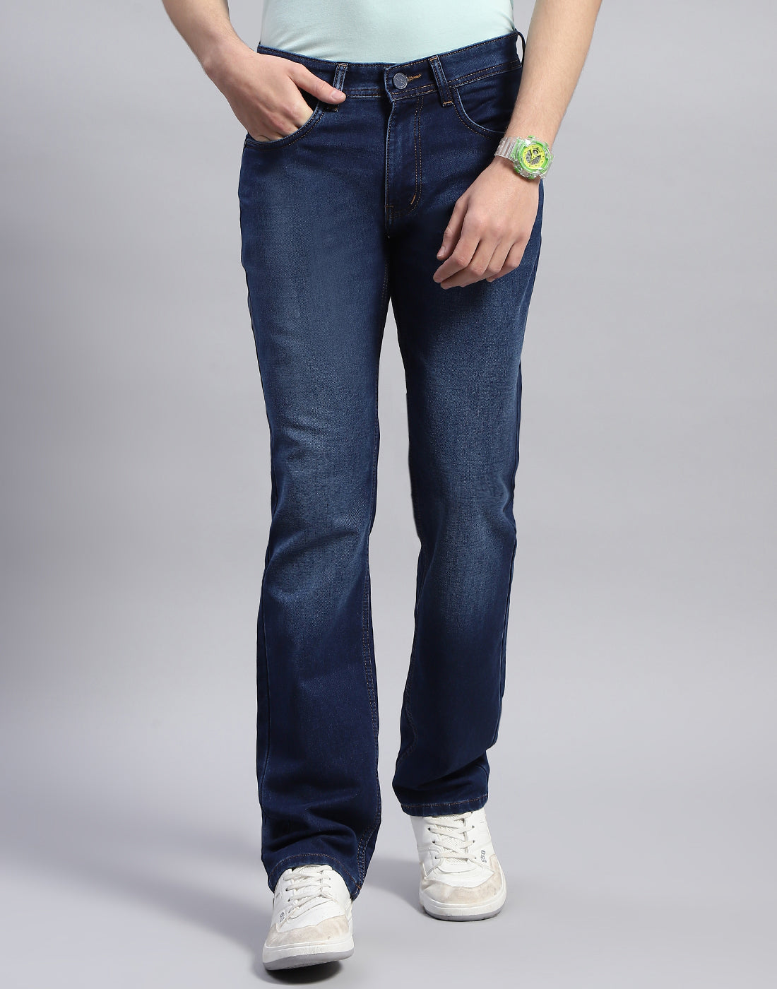 Men Blue Light Wash Straight Fit Denim