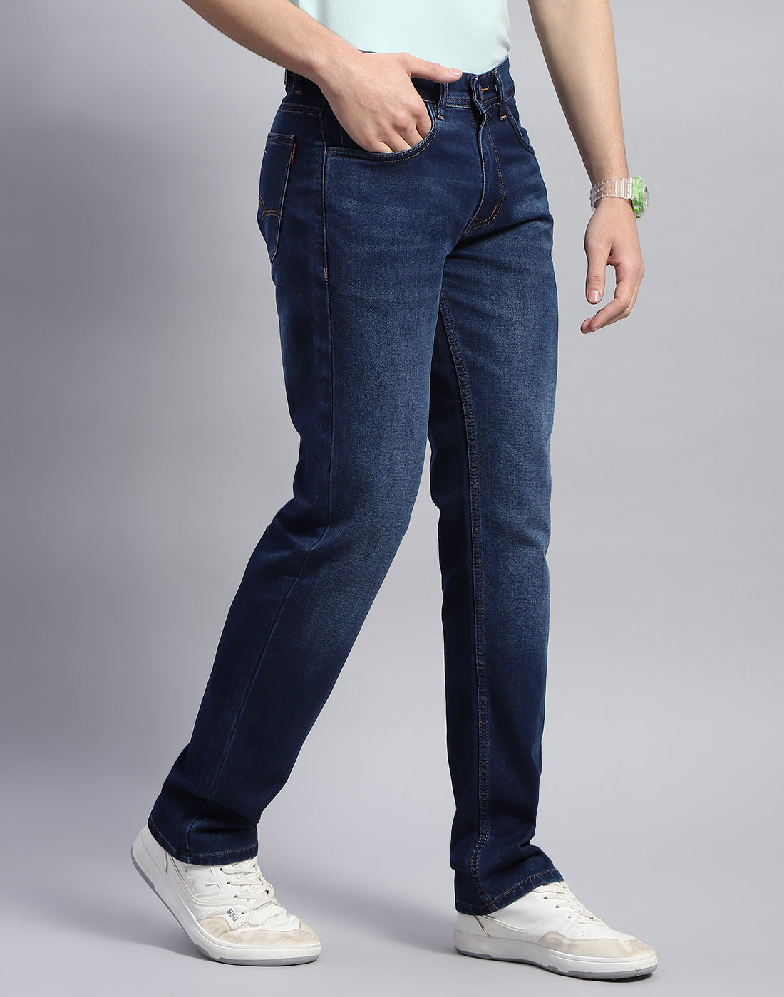 Men Blue Light Wash Straight Fit Denim
