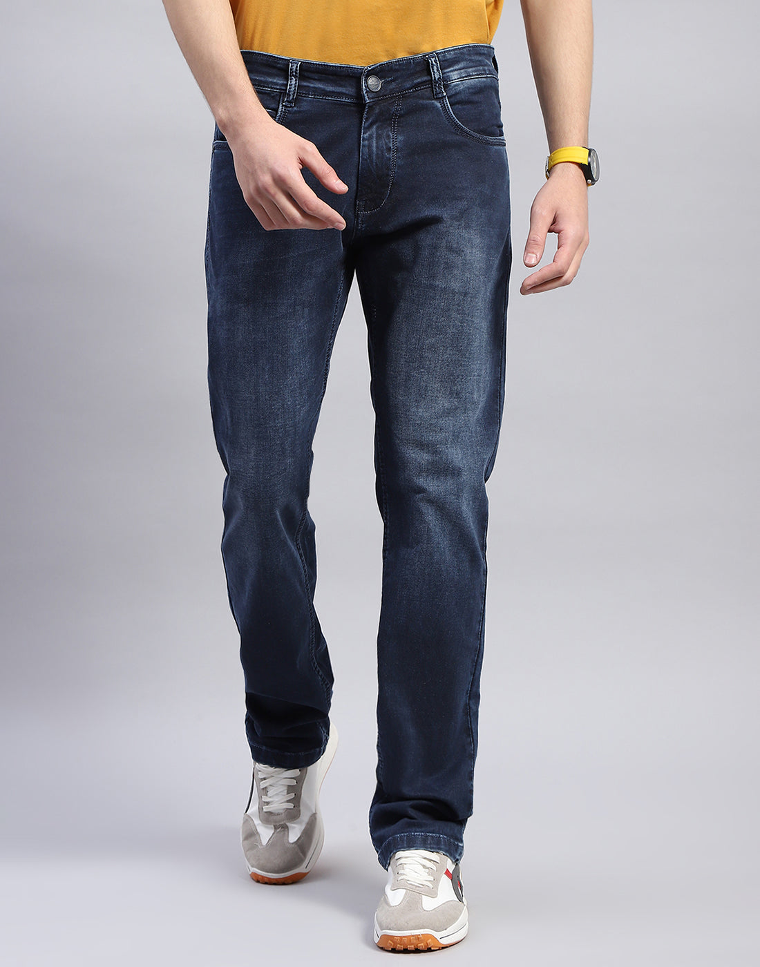 Men Blue Light Wash Straight Fit Denim