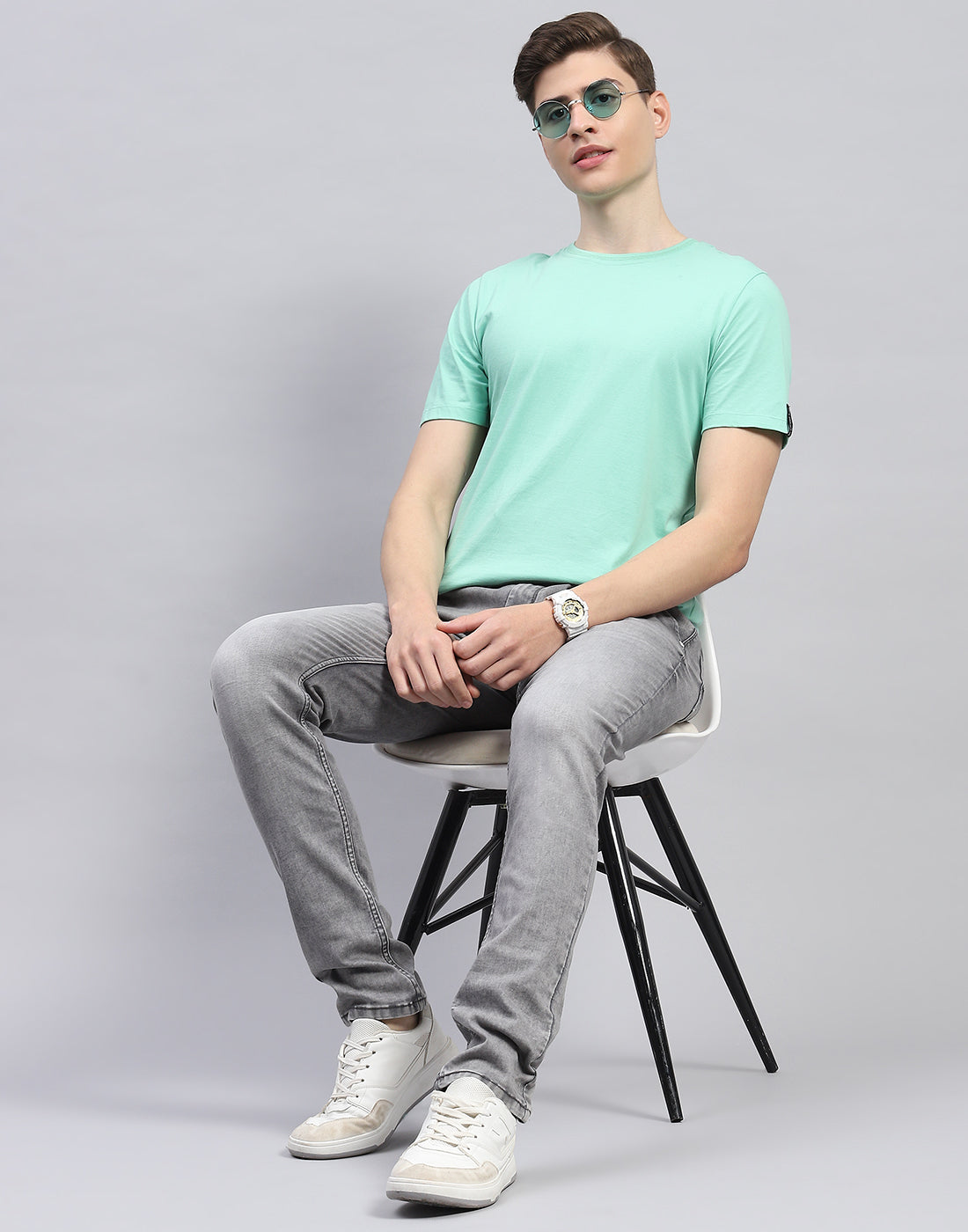 Men Grey Light Wash Regular Fit Denim